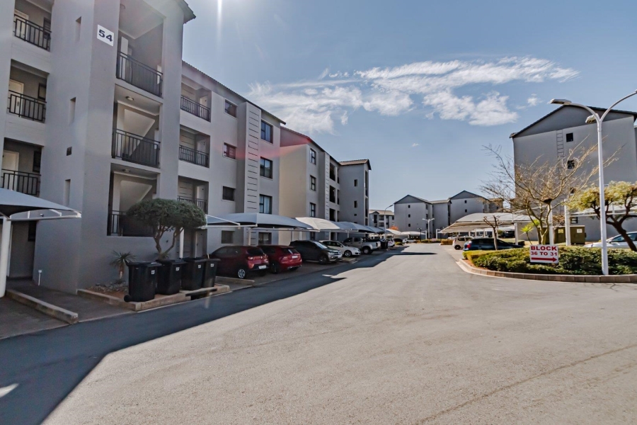 2 Bedroom Property for Sale in Carlswald Gauteng