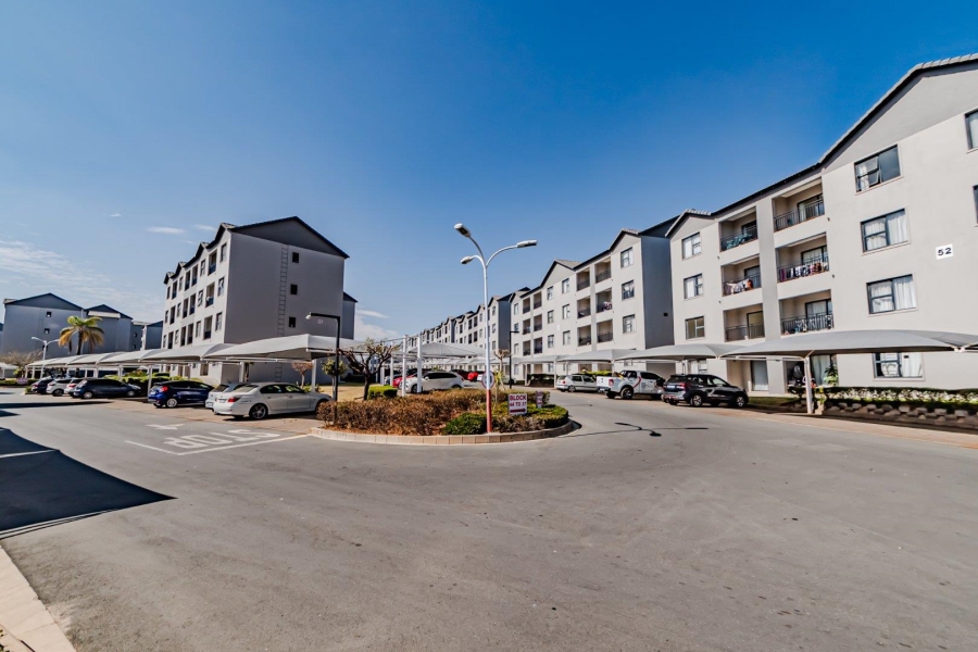 2 Bedroom Property for Sale in Carlswald Gauteng