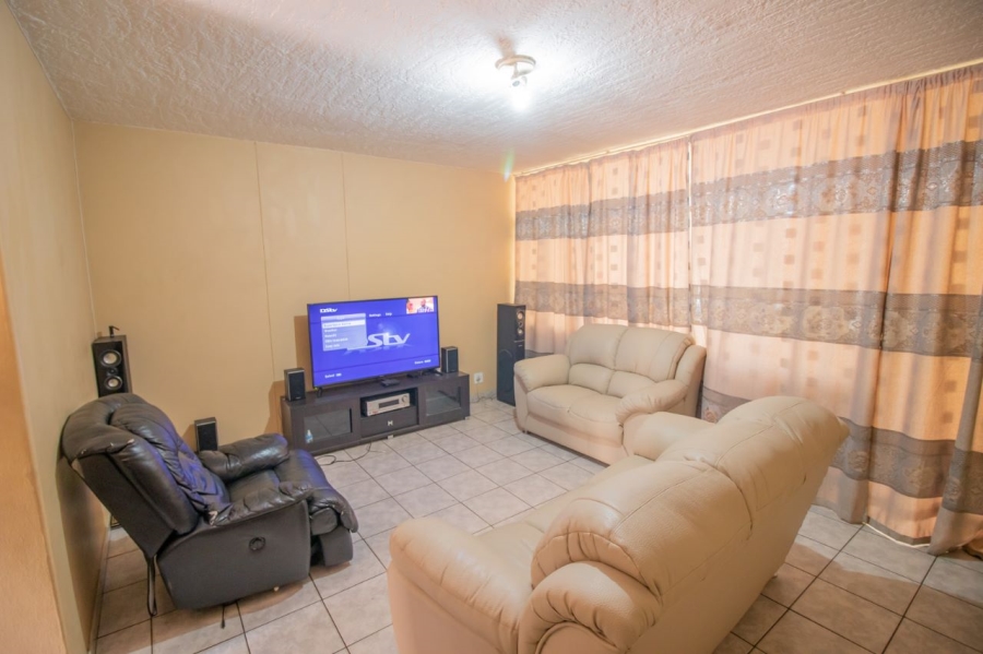 1 Bedroom Property for Sale in Kempton Park Central Gauteng