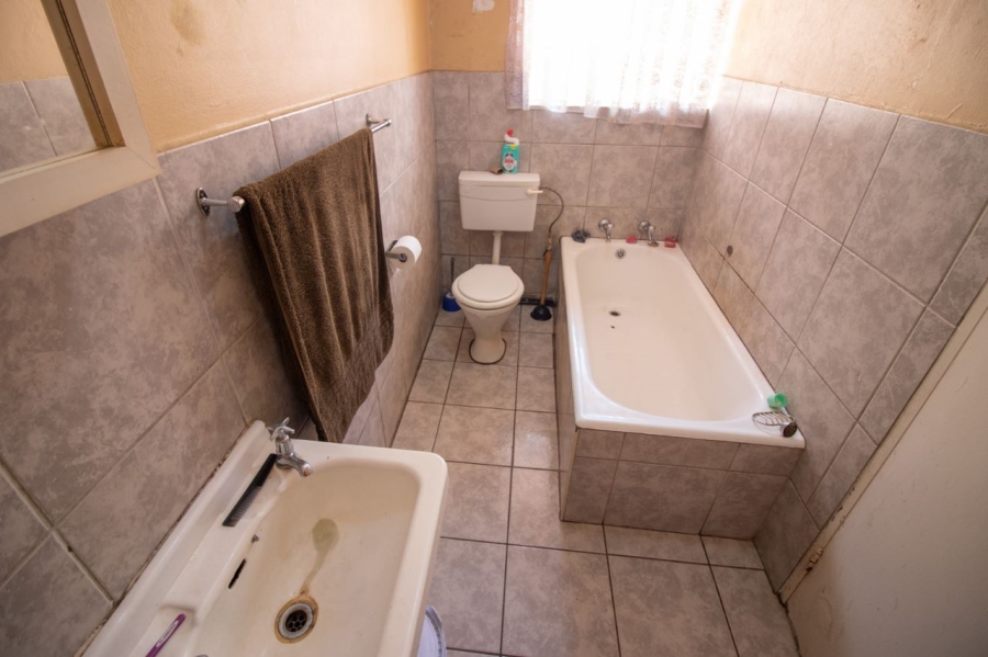1 Bedroom Property for Sale in Kempton Park Central Gauteng