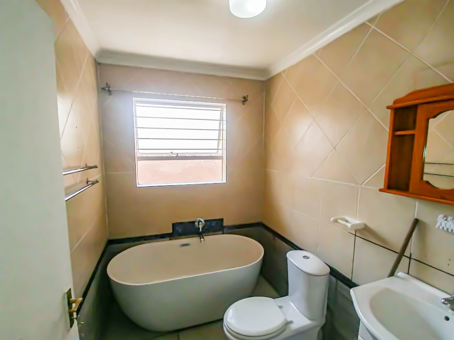 4 Bedroom Property for Sale in Kempton Park Ext 4 Gauteng
