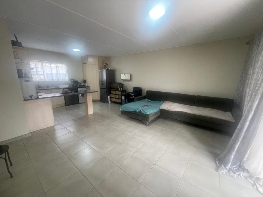 To Let 2 Bedroom Property for Rent in Rynfield A H Gauteng