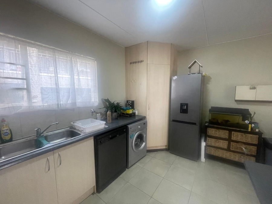 To Let 2 Bedroom Property for Rent in Rynfield A H Gauteng