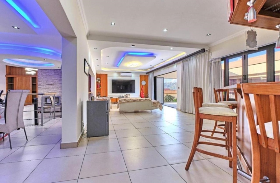 4 Bedroom Property for Sale in Glenvista Gauteng