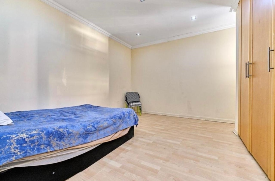 4 Bedroom Property for Sale in Glenvista Gauteng