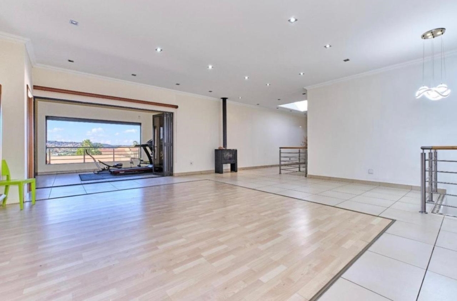 4 Bedroom Property for Sale in Glenvista Gauteng