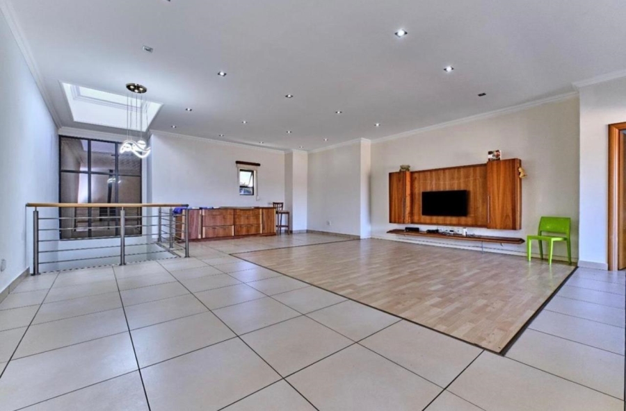 4 Bedroom Property for Sale in Glenvista Gauteng