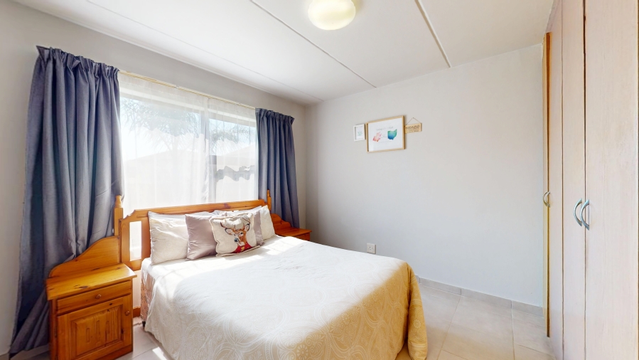 2 Bedroom Property for Sale in Parkrand Gauteng