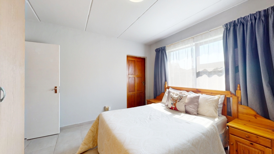 2 Bedroom Property for Sale in Parkrand Gauteng