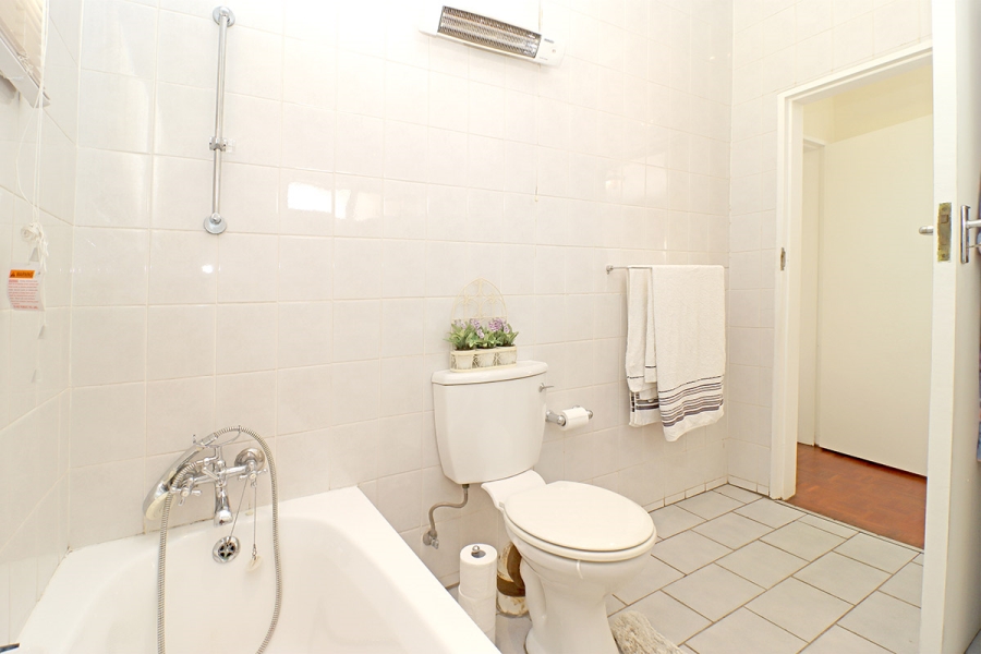 4 Bedroom Property for Sale in Glenhazel Gauteng