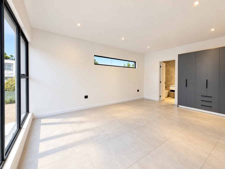 4 Bedroom Property for Sale in Bryanston Gauteng