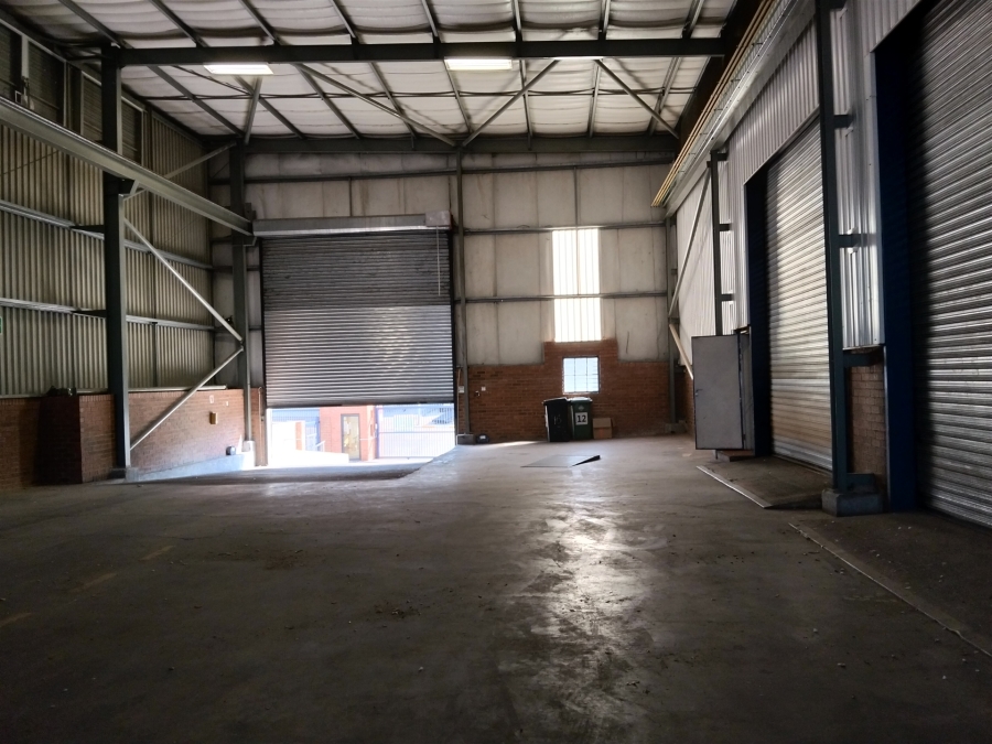 To Let Commercial Property for Rent in Strijdom Park Gauteng