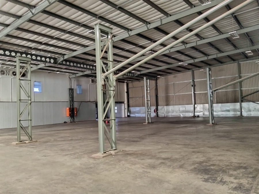 To Let Commercial Property for Rent in Strijdom Park Gauteng