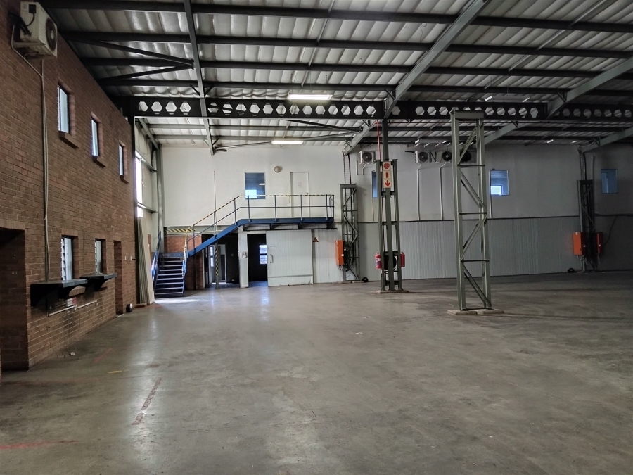 To Let Commercial Property for Rent in Strijdom Park Gauteng