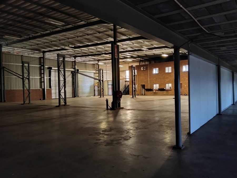 To Let Commercial Property for Rent in Strijdom Park Gauteng