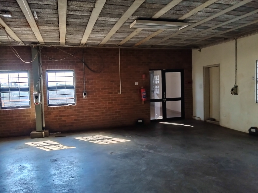 To Let Commercial Property for Rent in Strijdom Park Gauteng