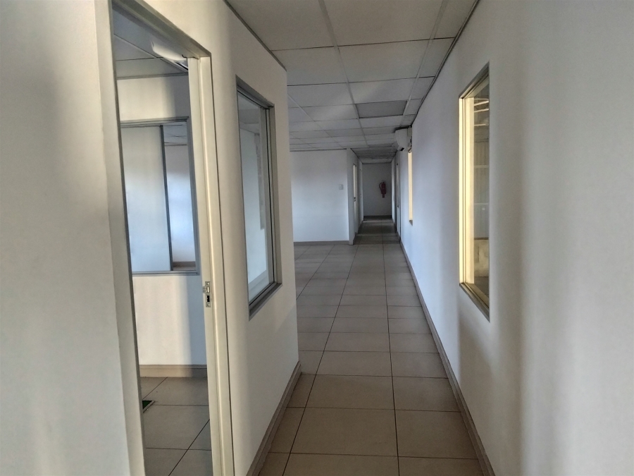 To Let Commercial Property for Rent in Strijdom Park Gauteng