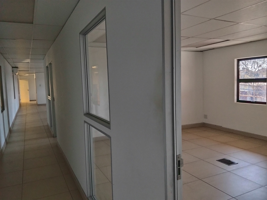 To Let Commercial Property for Rent in Strijdom Park Gauteng