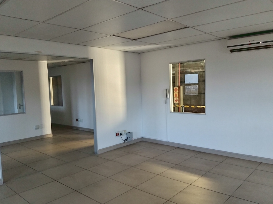To Let Commercial Property for Rent in Strijdom Park Gauteng
