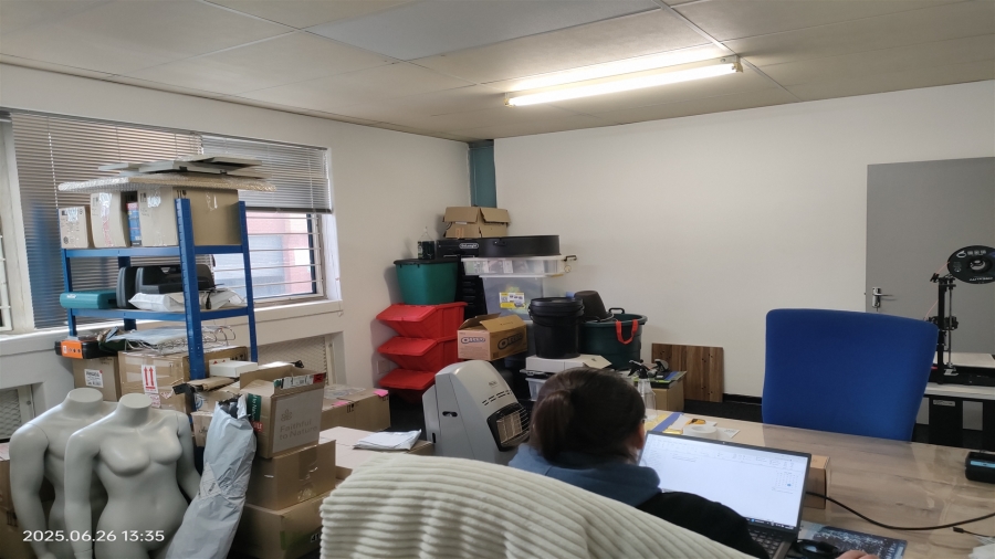 To Let Commercial Property for Rent in Strijdom Park Gauteng