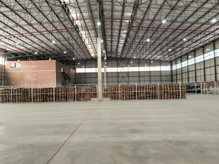 To Let Commercial Property for Rent in North Riding Gauteng