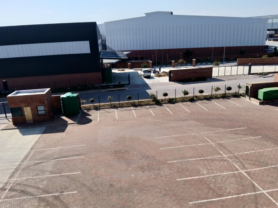 To Let Commercial Property for Rent in North Riding Gauteng