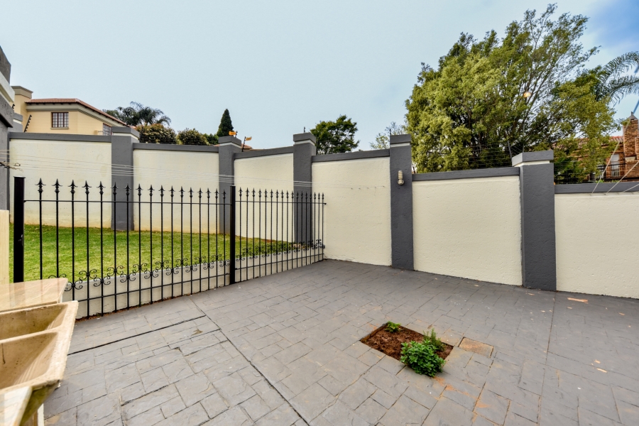 5 Bedroom Property for Sale in Olympus AH Gauteng