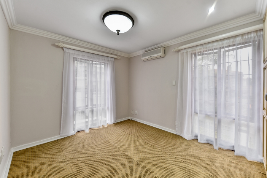 5 Bedroom Property for Sale in Olympus AH Gauteng