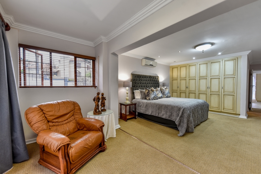 5 Bedroom Property for Sale in Olympus AH Gauteng