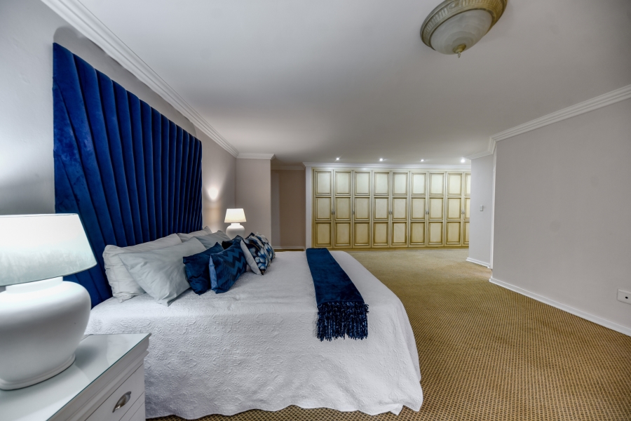 5 Bedroom Property for Sale in Olympus AH Gauteng