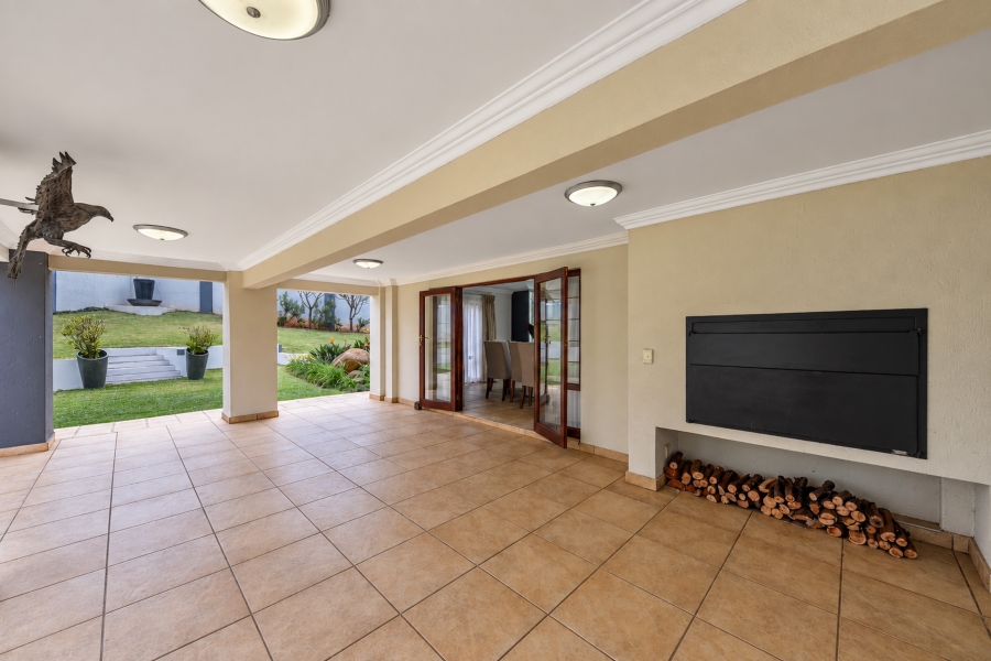 5 Bedroom Property for Sale in Olympus AH Gauteng