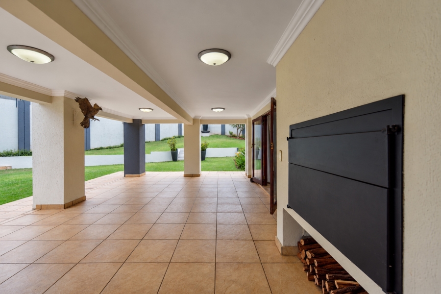 5 Bedroom Property for Sale in Olympus AH Gauteng
