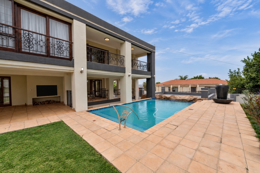 5 Bedroom Property for Sale in Olympus AH Gauteng