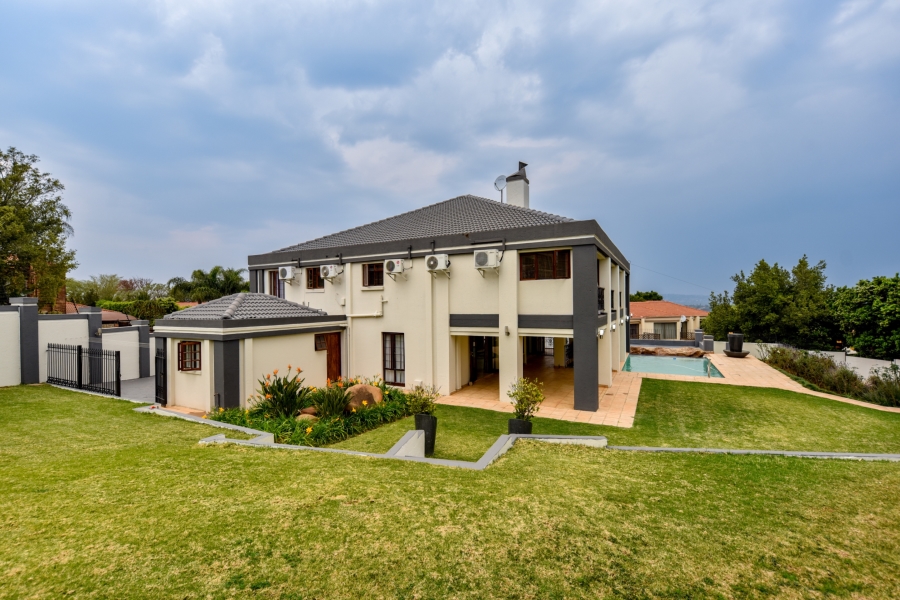 5 Bedroom Property for Sale in Olympus AH Gauteng
