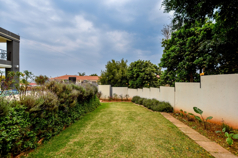 5 Bedroom Property for Sale in Olympus AH Gauteng