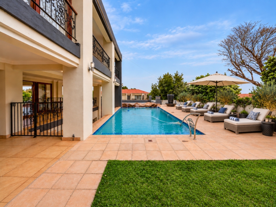 5 Bedroom Property for Sale in Olympus AH Gauteng