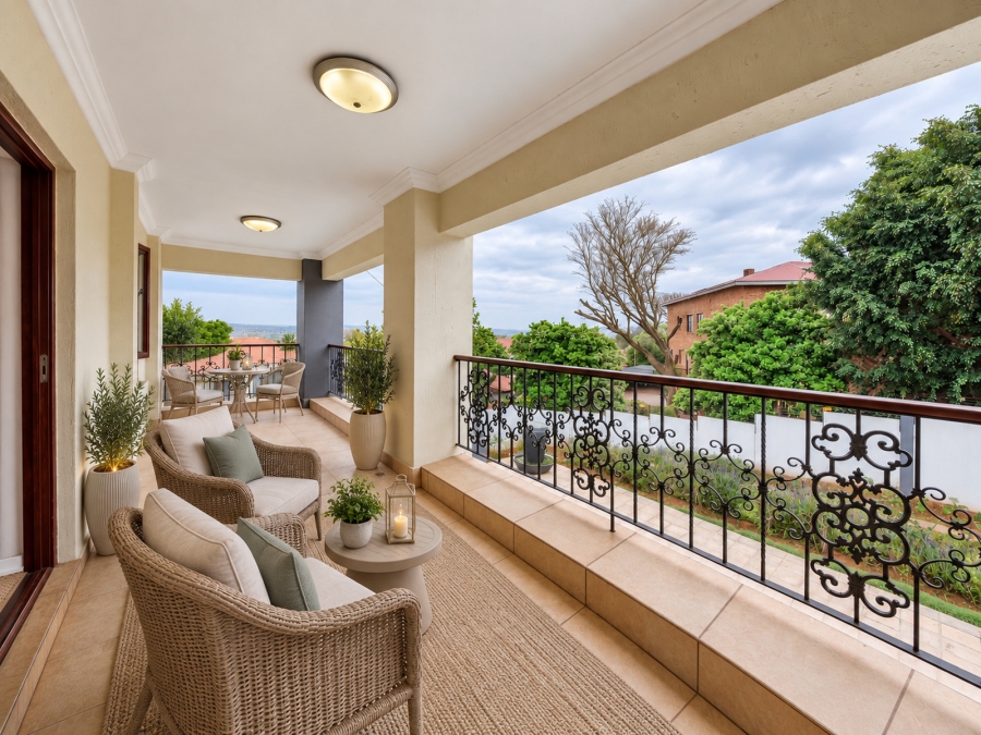5 Bedroom Property for Sale in Olympus AH Gauteng