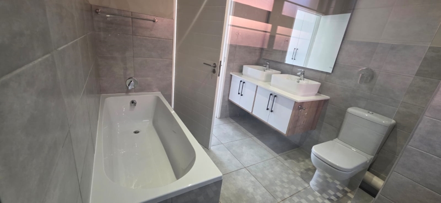 3 Bedroom Property for Sale in Olympus AH Gauteng