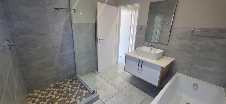 3 Bedroom Property for Sale in Olympus AH Gauteng