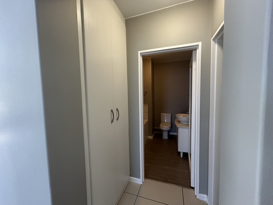 To Let 2 Bedroom Property for Rent in Rivonia Gauteng