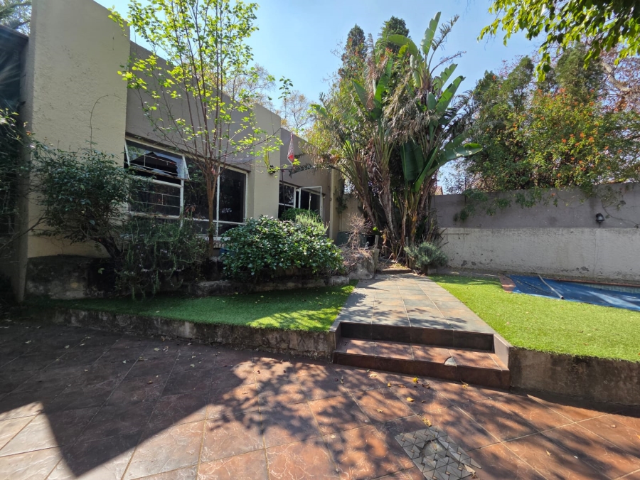 5 Bedroom Property for Sale in Croydon Gauteng