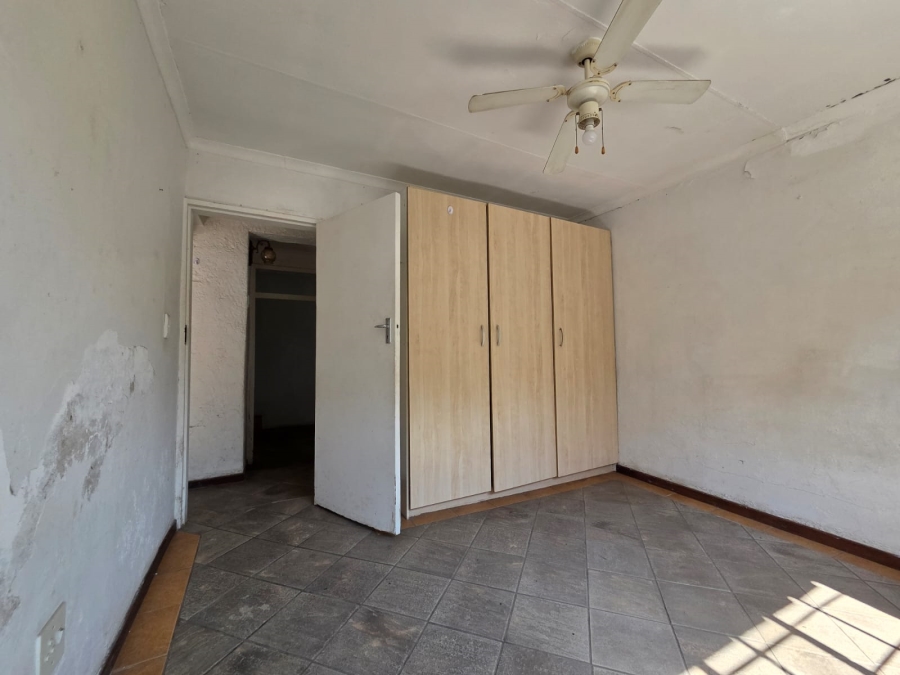 5 Bedroom Property for Sale in Croydon Gauteng
