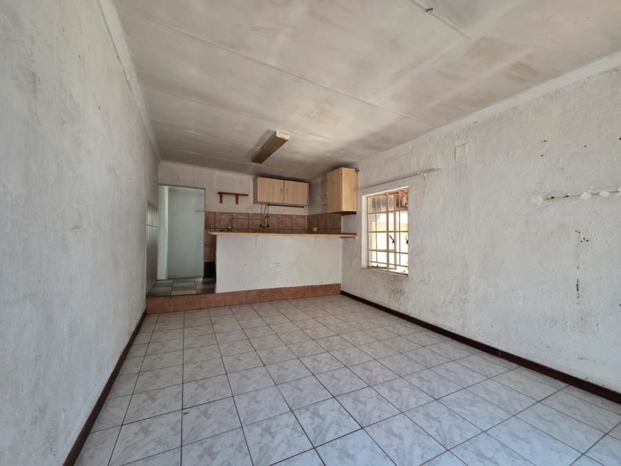 5 Bedroom Property for Sale in Croydon Gauteng