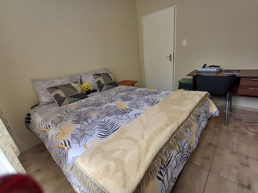 To Let 2 Bedroom Property for Rent in Kimbult A H Gauteng