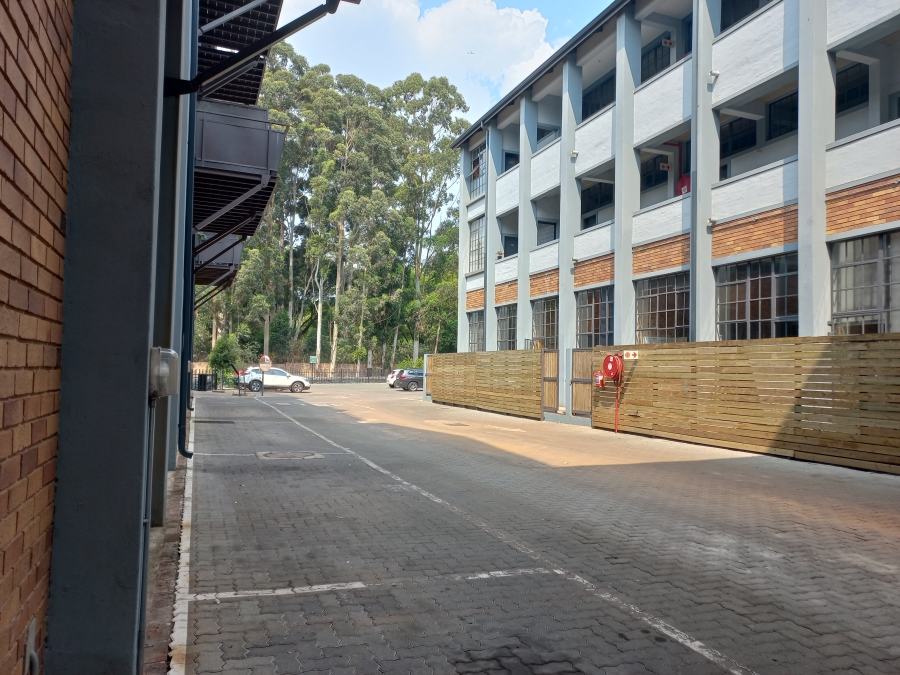To Let 2 Bedroom Property for Rent in Braamfontein Werf Gauteng