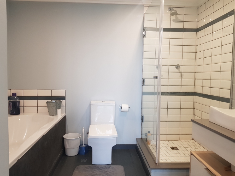 To Let 2 Bedroom Property for Rent in Braamfontein Werf Gauteng