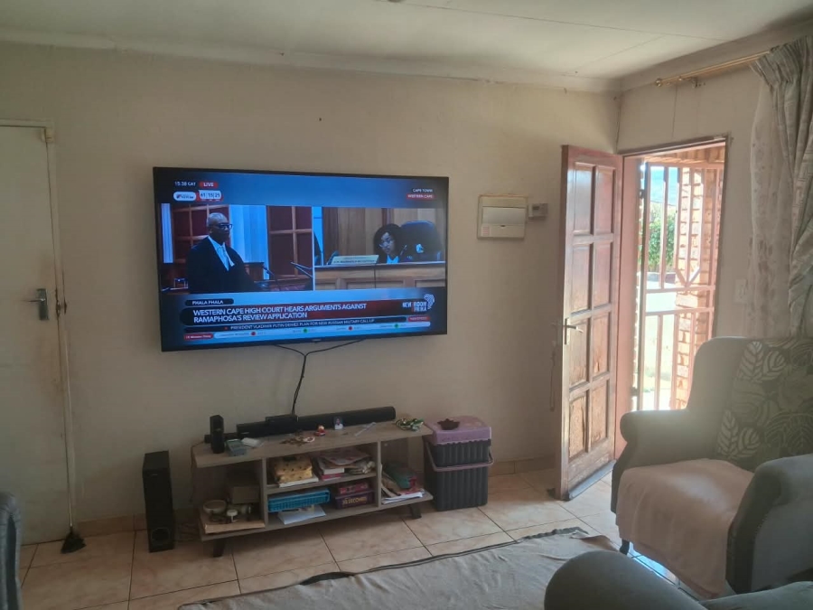 3 Bedroom Property for Sale in Lotus Gardens Gauteng