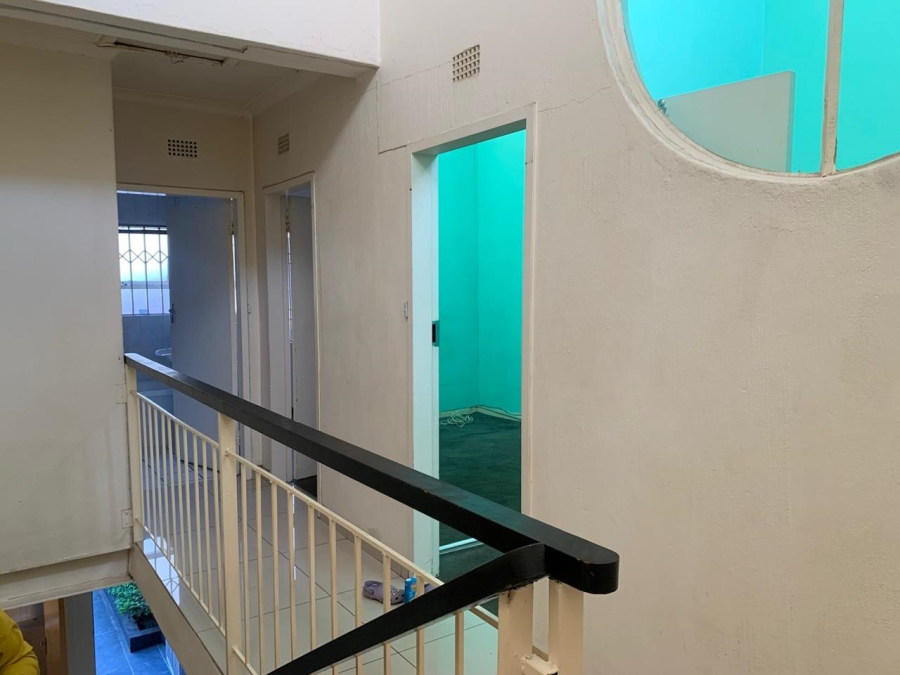 To Let 3 Bedroom Property for Rent in Helderkruin Gauteng