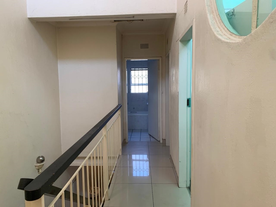 To Let 3 Bedroom Property for Rent in Helderkruin Gauteng