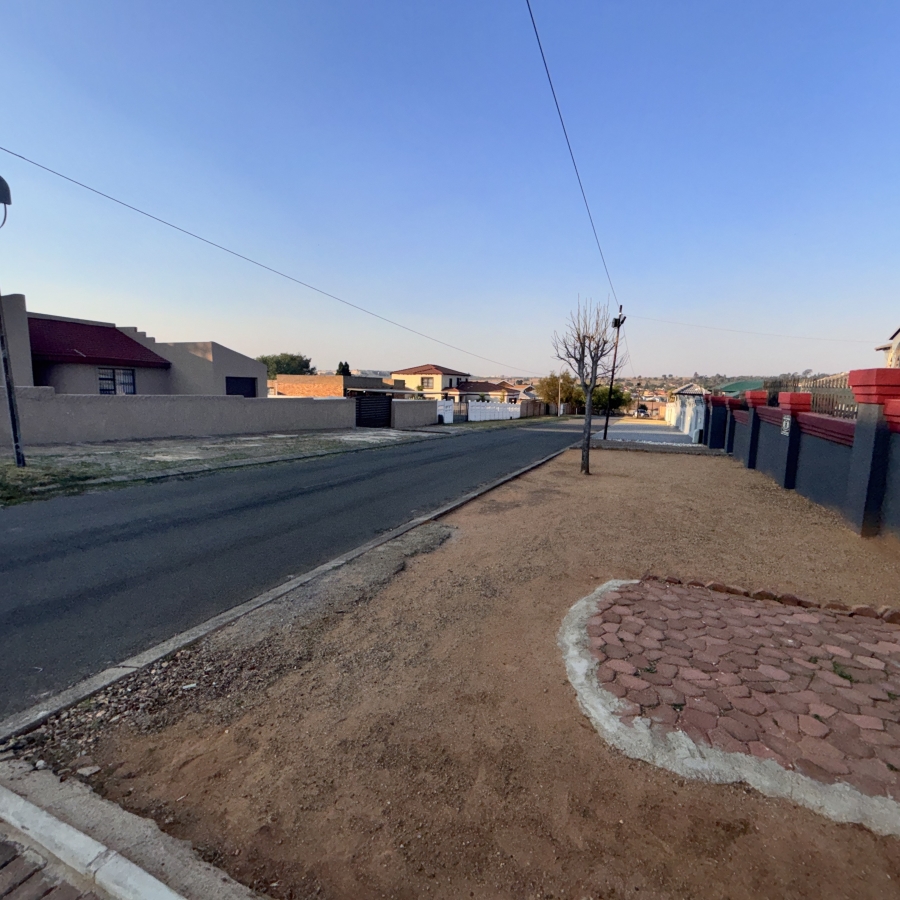 3 Bedroom Property for Sale in Greenhills Ext 3 Gauteng